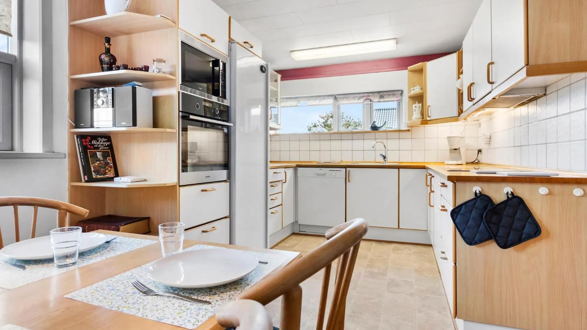 4 Bedroom Gorgeous Home In Skagen